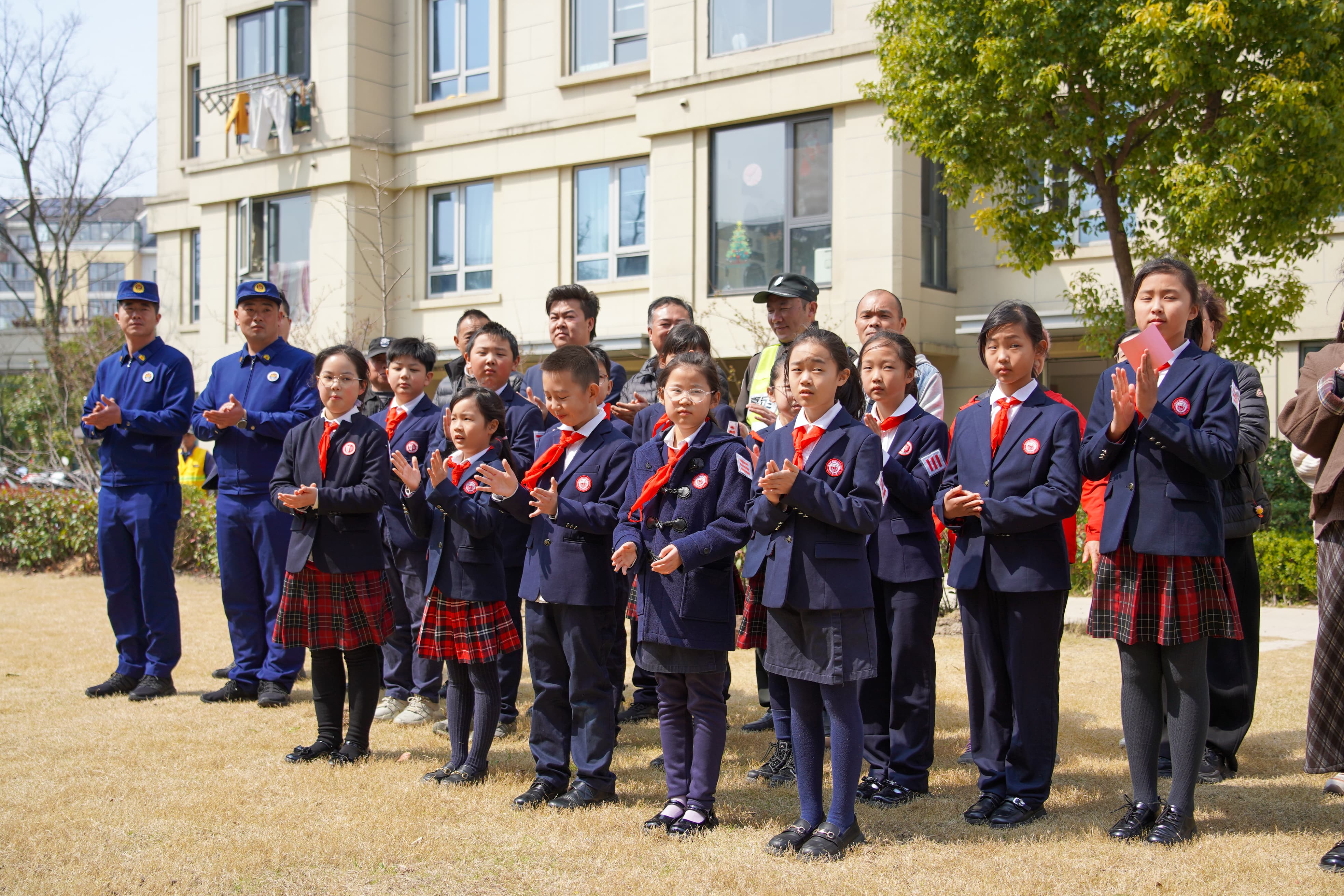 DSC09750-8.jpg DSC09750-8.jpg