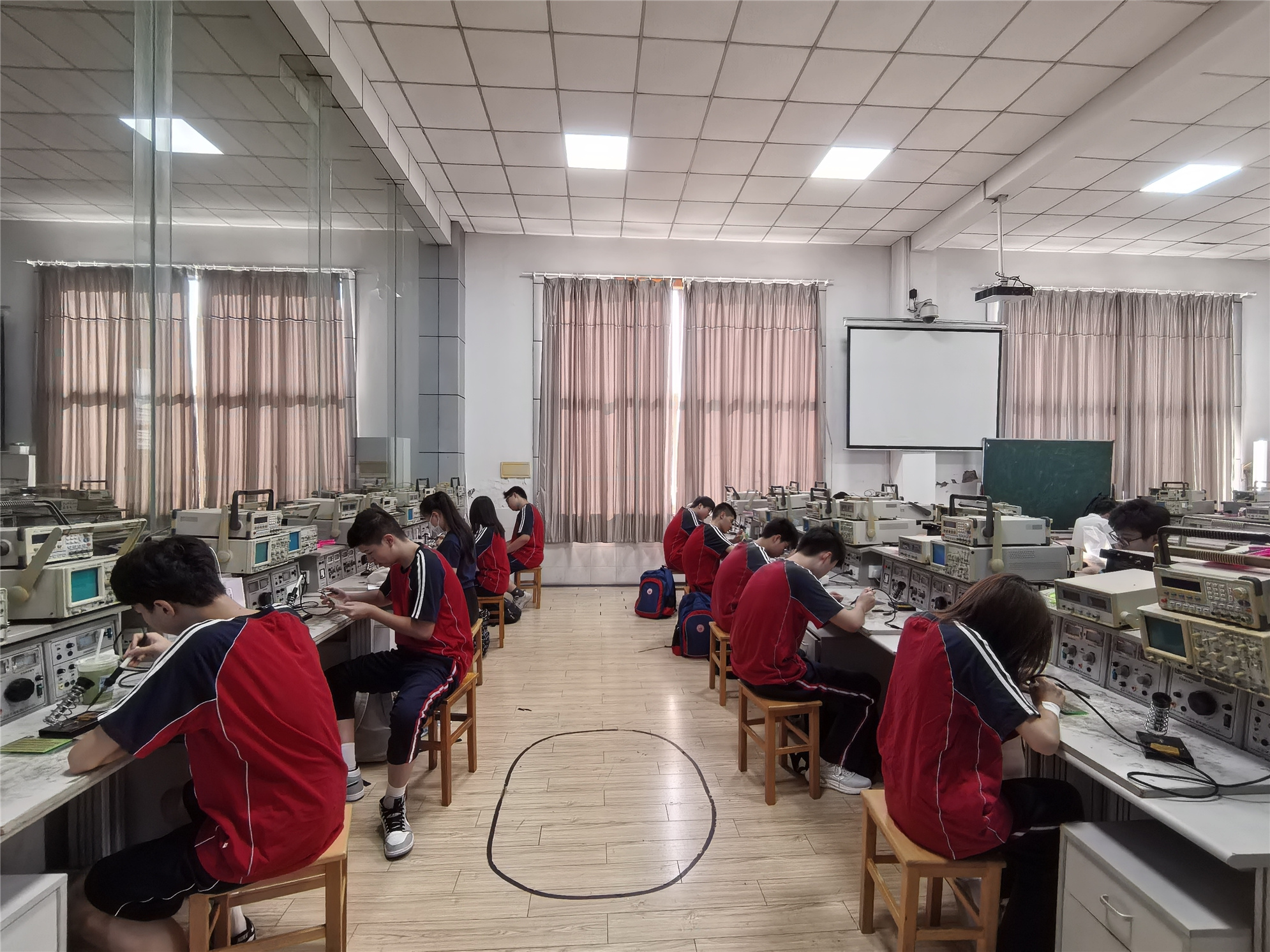 微信图片_2025-09-21_213207_459.jpg