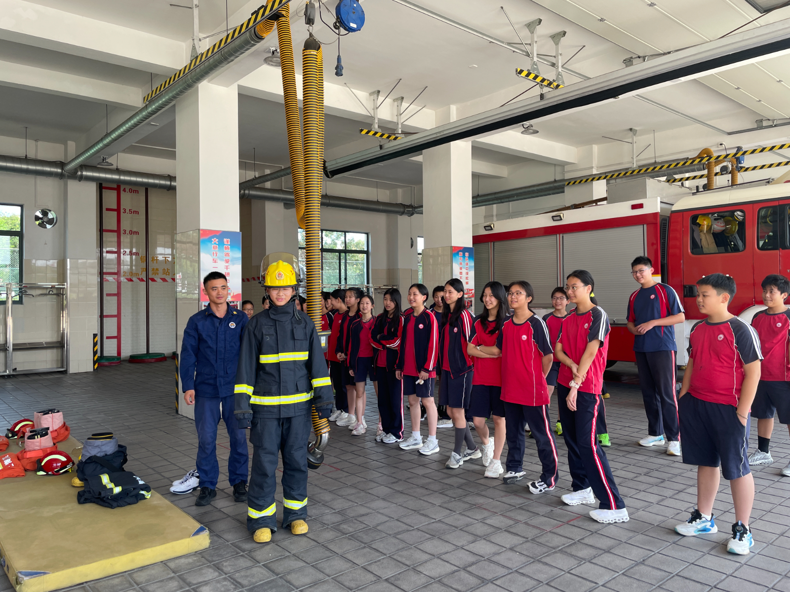 微信图片_2025-10-12_150632_262.jpg 微信图片_2025-10-12_150632_262.jpg