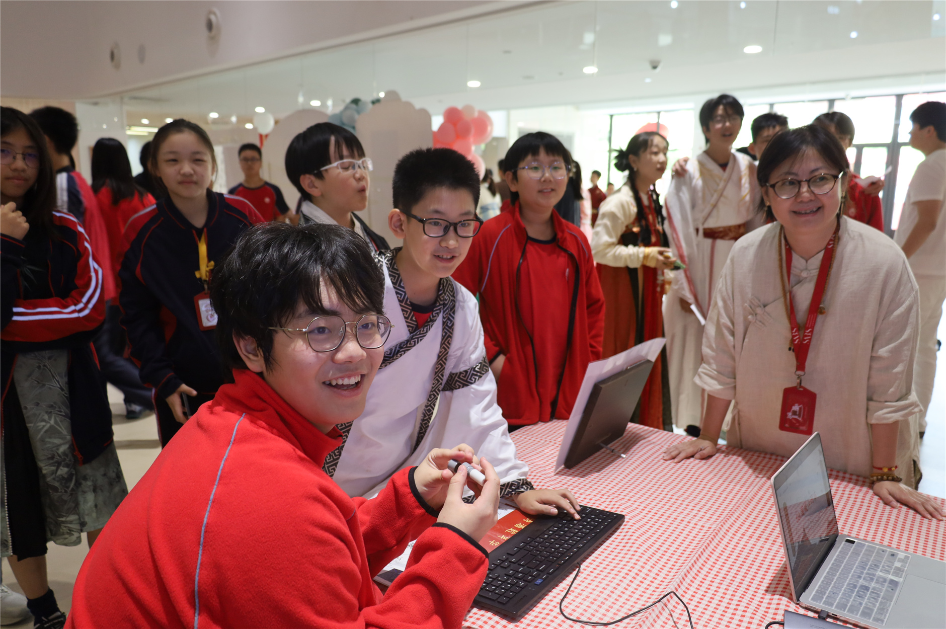 IMG_9075.jpg IMG_9075.jpg